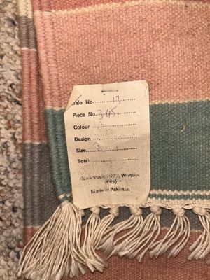 NATIVE STYLE WEAVED WOOL RUG AND ACCENT PILLOW