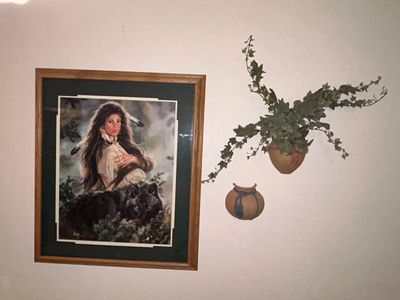 “BLACK MAGIC”PERSONALLY SIGNED by NATIVE AMERICAN ARTIST MAJIA AND MATCHING DECORATIVE WALL HANGINGS POTS