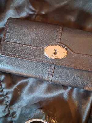 EVERYTHING FOSSIL, FOSSIL PURSE, FOSSIL WATCH, FOSSIL WALLET