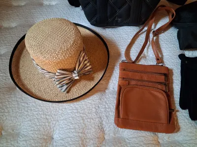 LUG DORY PURSE, SUN HAT, BLACK GLOVES, DRESS HAT