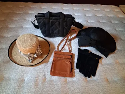 LUG DORY PURSE, SUN HAT, BLACK GLOVES, DRESS HAT