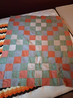 HANDMADE THROW BLANKET, HANDMADE QUILT