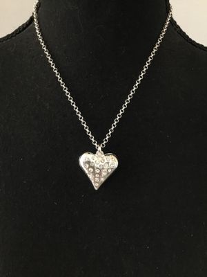 Beautiful, silver toned, crystal rhinestone, heart pendant necklace