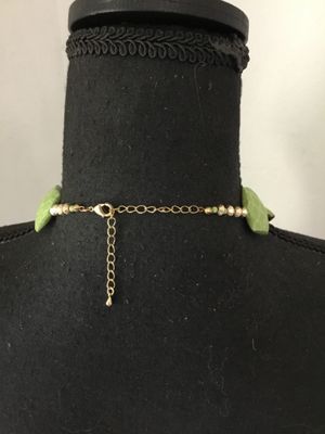 Faux stone Beautiful speckled green and gold statement necklace very light