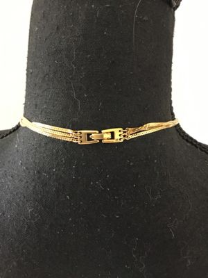 Beautiful vintage, strand, Monet statement necklace excellent condition