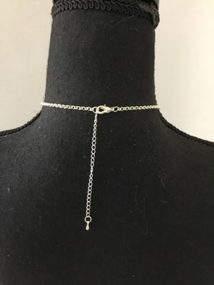 Beautiful, silver toned, crystal rhinestone, heart pendant necklace