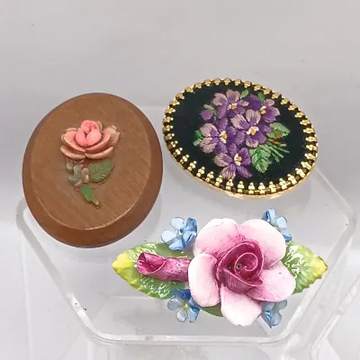 LOT 114: Pearl 1/20 12K GF and Pink Rhinestone Flower Brooch, Vintage Sweater Clips & More