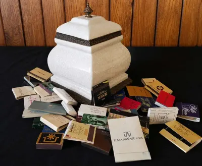 WHITE CRACKLE PORCELAIN CANISTER WITH MATCHBOOKS