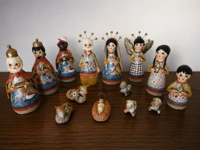 MEXICAN FOLK ART NATIVITY SET