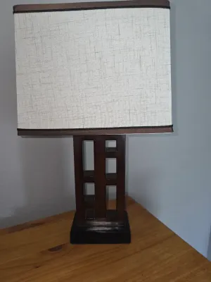 Table lamp