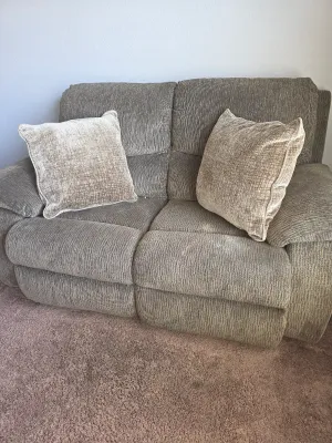 Dual Reclining Loveseat