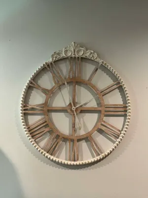 Sale Photo Thumbnail #55: wall clock 31 inches