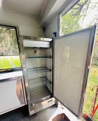 Sale Photo Thumbnail #64: 16 FOOT Food Trailer  - BLACK

Clean!
Ready to GO!
Contact us to come take a look!
