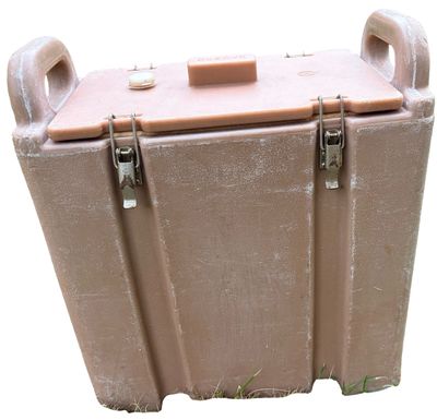 Sale Photo Thumbnail #605: Double Lock Insulated Beverage Dispenser
