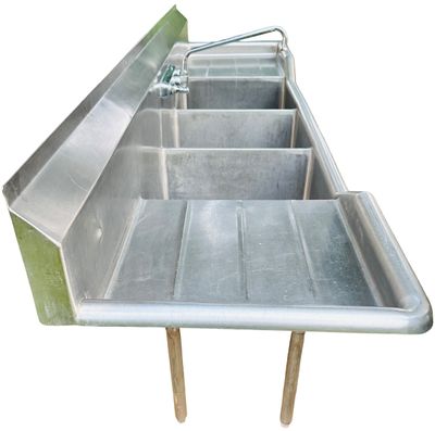 Sale Photo Thumbnail #369: Stainless Steel  TRIPLE Sink
7 Ft 2 In x 1 Ft 9 3/8" x 3 Ft 7 3/8"
(86" x 21 3/8" x 43 3/8")