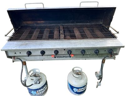 Sale Photo Thumbnail #198: MagiCater Stainless Steel Commercial Transportable Propane Grill - 8 Burners with 2 Propane Tanks