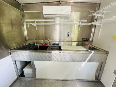 Sale Photo Thumbnail #59: 16 FOOT Food Trailer  - BLACK

Clean!
Ready to GO!
Contact us to come take a look!