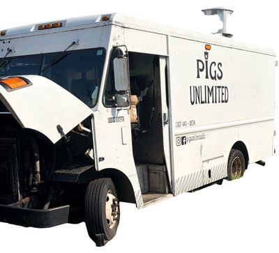 Sale Photo Thumbnail #50: Pigs Unlimited - 24 FOOT Food Truck WHITE

Fully loaded truck with everything you need for food truck industry!
It will be detailed before you buy it!

Photos included are the BEFORE photos. We will be detailing the truck while the auction is running.
Fee