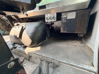 Sale Photo Thumbnail #7: Pigs Unlimited - 24 FOOT Food Truck WHITE

Fully loaded truck with everything you need for food truck industry!
It will be detailed before you buy it!

Photos included are the BEFORE photos. We will be detailing the truck while the auction is running.
Fee