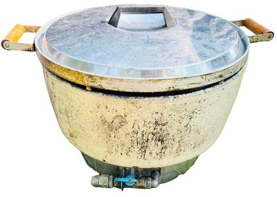 Sale Photo Thumbnail #406: RINNAI Commercial Grade 55 Cups Natural Gas/Propane Burner Rice Cooker/Deep Fryer HEAVY