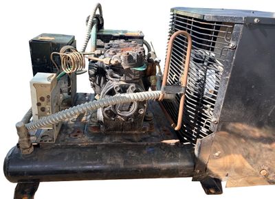 Sale Photo Thumbnail #527: Copeland Copelametic Commercial Refrigeration Condensing Unit #1