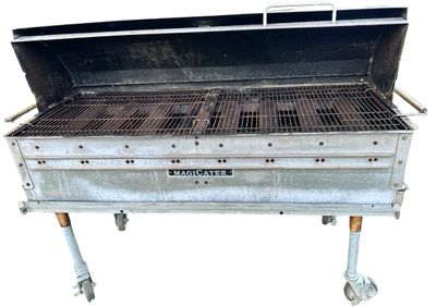 Sale Photo Thumbnail #201: MagiCater Stainless Steel Commercial Transportable Propane Grill - 8 Burners with 2 Propane Tanks