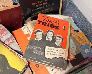 Estate sale photo