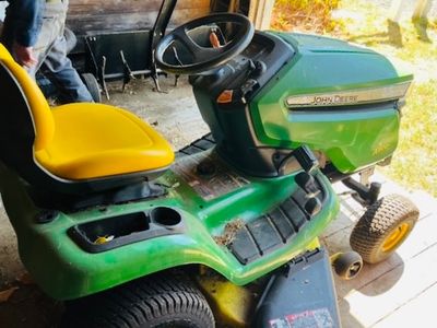 Sale Photo Thumbnail #65: John Deere Lawn Tractor