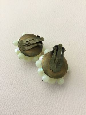 Beautiful vintage, western Germany clip on earrings