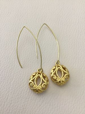 Beautiful satin, gold, toned dangle earrings