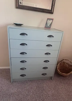 F dresser