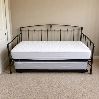F daybed and trundle