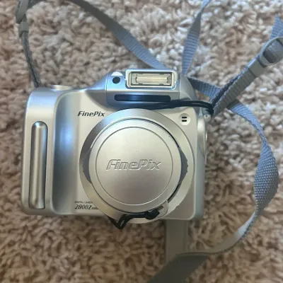 E cameras