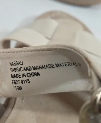 LOT 107: Variety of Women's Shoes