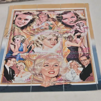 LOT 105: Collection of Postal Stamps
