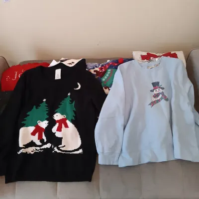 LOT 109: Collection of Women's Christmas Sweaters / Vests Sizes Petite Large - 2XL