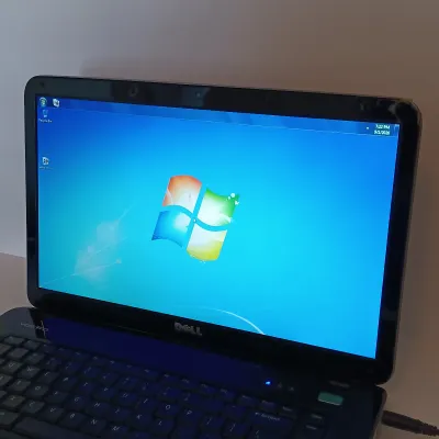 LOT 132: Dell Vostro 1015 Laptop 250GB 4GB RAM