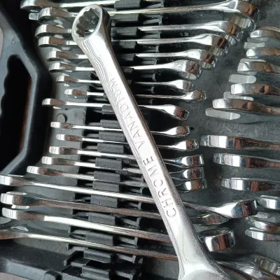 LOT 135: Pittsburgh Wrenches Collection