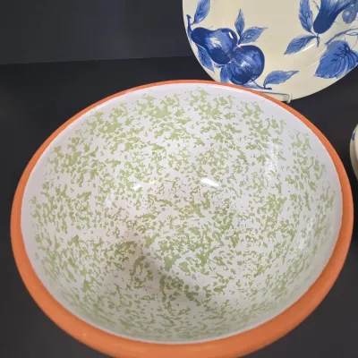 LOT 93: Speckled Sponge Ware Clay Pottery Mixing Bowls/ Blue Bowl has Spout/ and Vintage Pier 1 Melinda Italian Earthenware Bowls