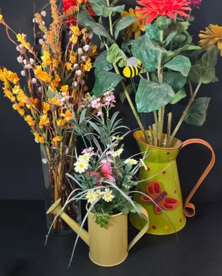 LOT 91: Faux Flower Decor, Vintage Clear and Frosted Leaf-shaped Decorative Bowl, Ceramic Frog Figurines, and More