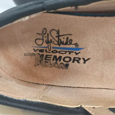 LOT 107: Variety of Women's Shoes