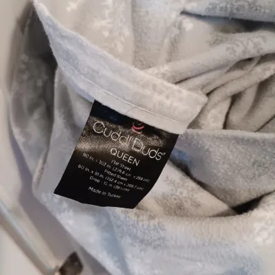 LOT 113: Large Closet Lot - Towels, Bed Linens & More