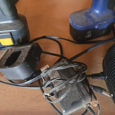 LOT 129: Garage Finds/ Rechargeable, Cordless Tools