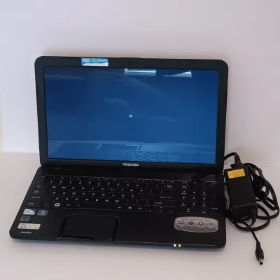 LOT 111: Toshiba Satellite C855-S5214 Laptop 500GB 4GB RAM