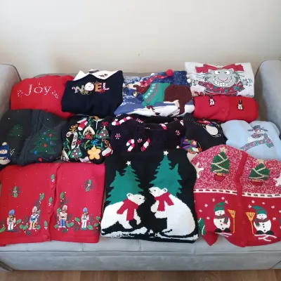 LOT 109: Collection of Women's Christmas Sweaters / Vests Sizes Petite Large - 2XL