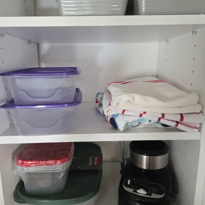 LOT 87: Kitchen Closet Lot/ Vintage Bright Orange Rival Crock-Pot 5 Qt Slow Cooker, Teapot, Cereal Keepers, Hamilton Beach Countertop...