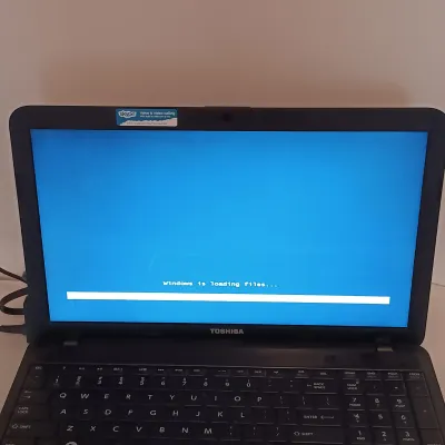 LOT 111: Toshiba Satellite C855-S5214 Laptop 500GB 4GB RAM