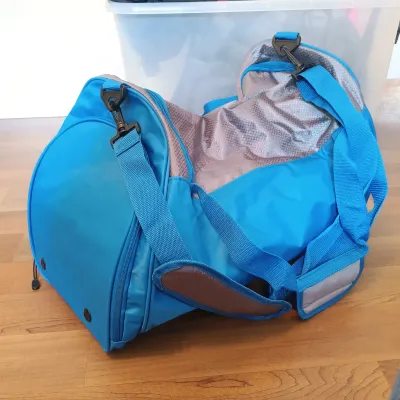 LOT 121: Collection of Travel Bags - Brenthaven, Crane Fitness & More