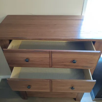 LOT 133: Broyhill Attic Heirlooms Dresser