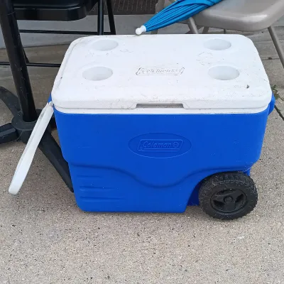 LOT 60: Coleman 40qt Wheeled Cooler, George Forman Electric Grill, Folding Chairs & Mini Chair Umbrella